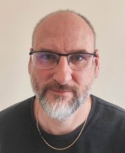 Dr. Csilek András